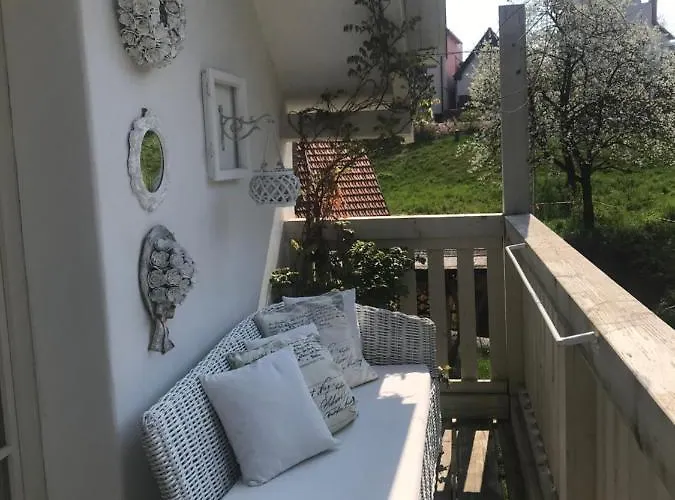 Guest house Vinny Tunel - Vinny Rodinny 3*